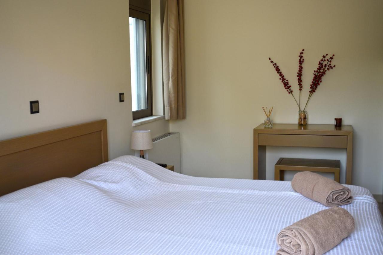 Stalós Four Seasons Homes מראה חיצוני תמונה