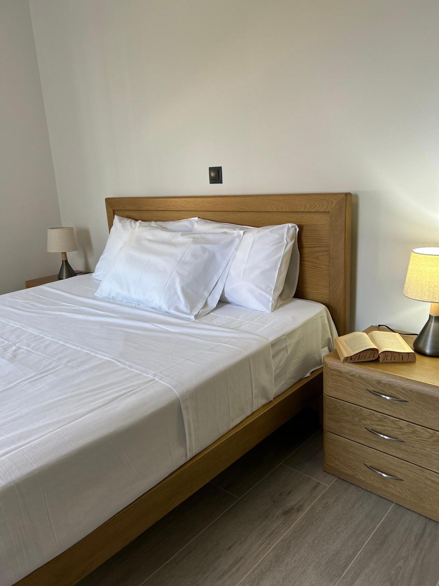 Stalós Four Seasons Homes מראה חיצוני תמונה